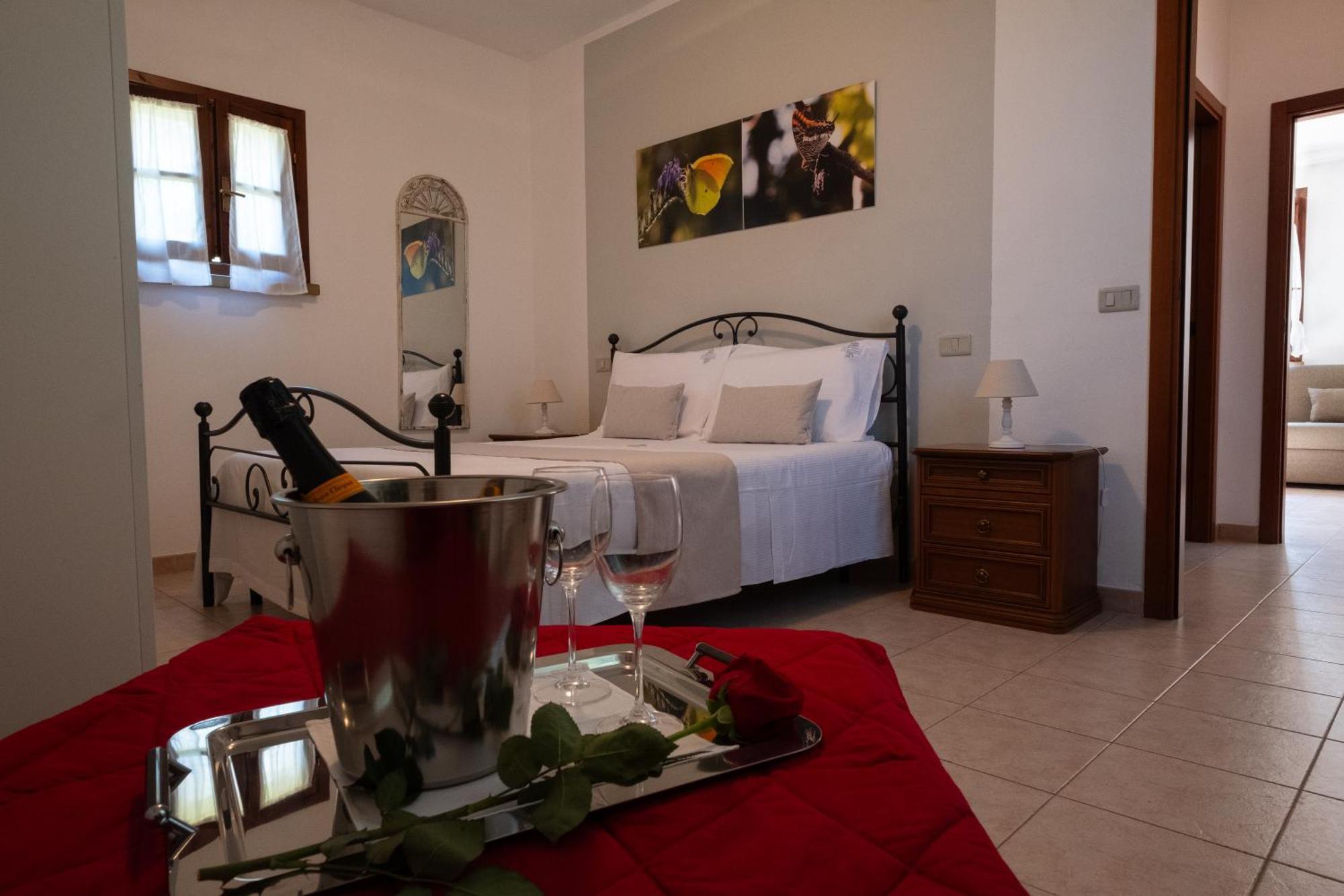 Agriturismo I Cerroni Montescudaio Bagian luar foto