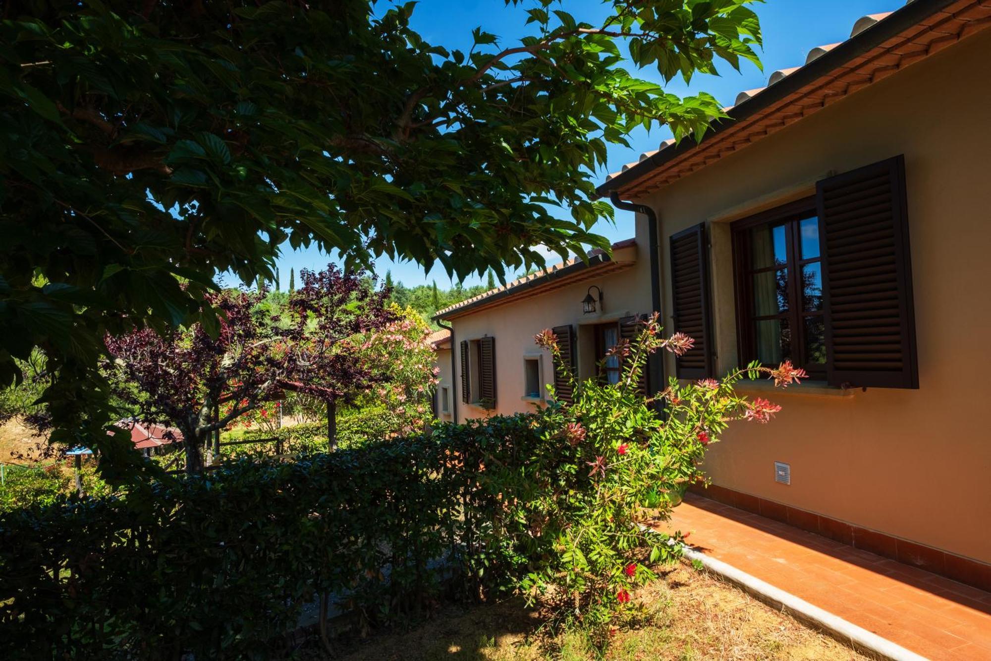 Agriturismo I Cerroni Montescudaio Bagian luar foto