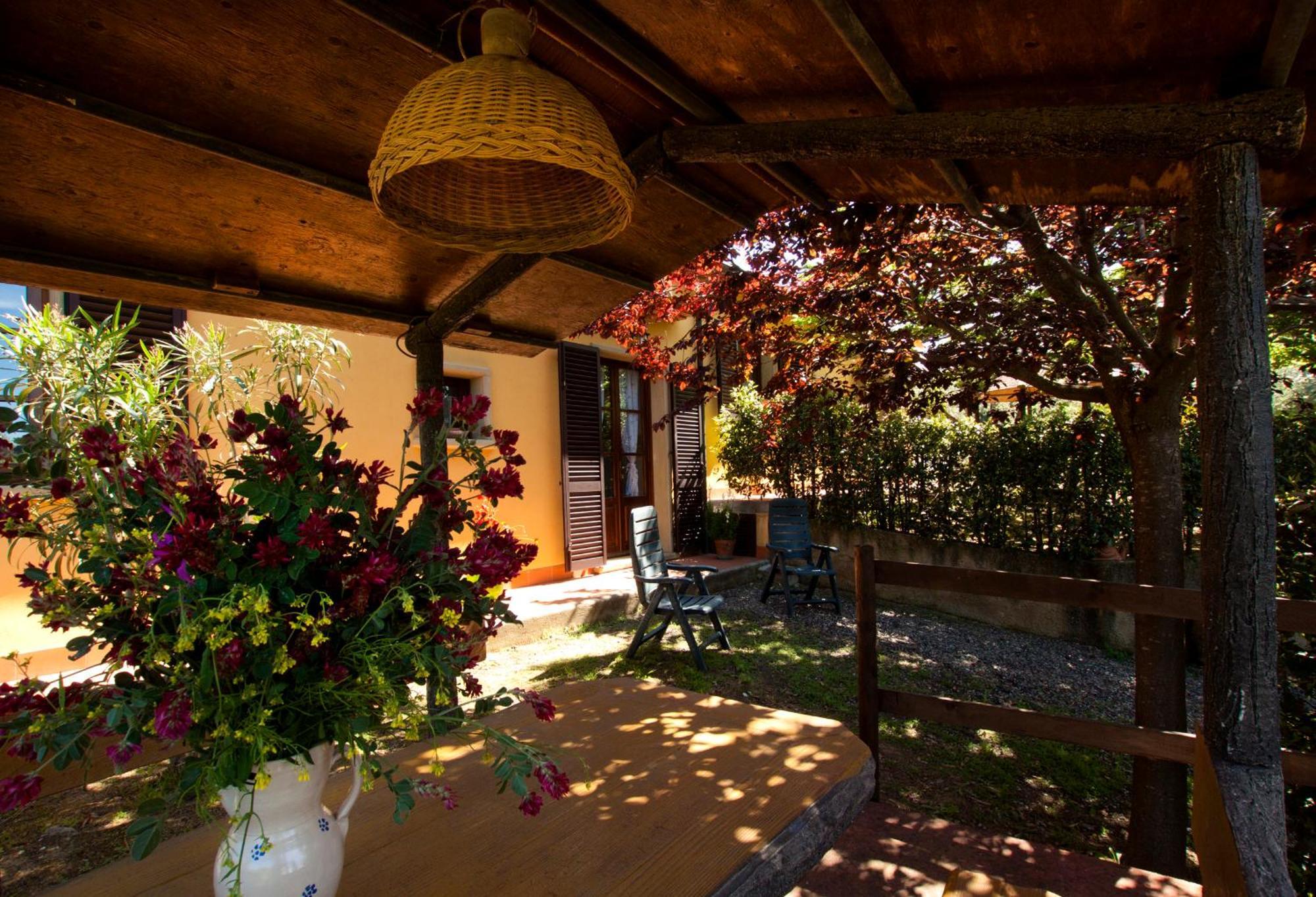 Agriturismo I Cerroni Montescudaio Bagian luar foto