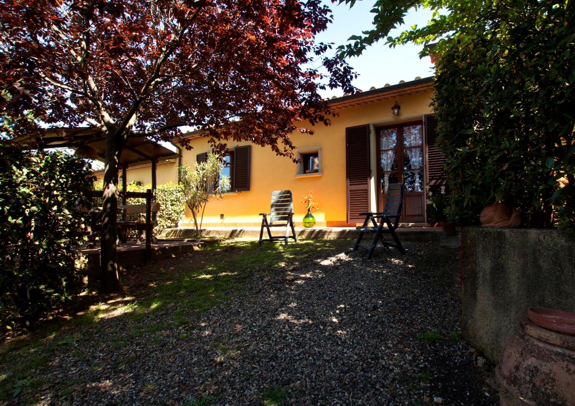 Agriturismo I Cerroni Montescudaio Bagian luar foto