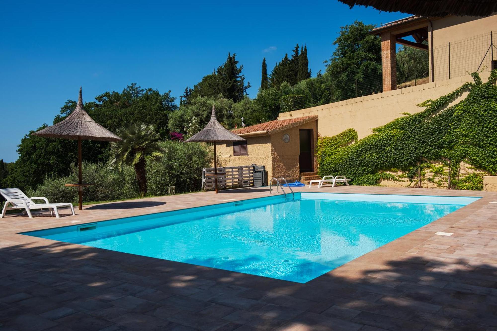 Agriturismo I Cerroni Montescudaio Bagian luar foto